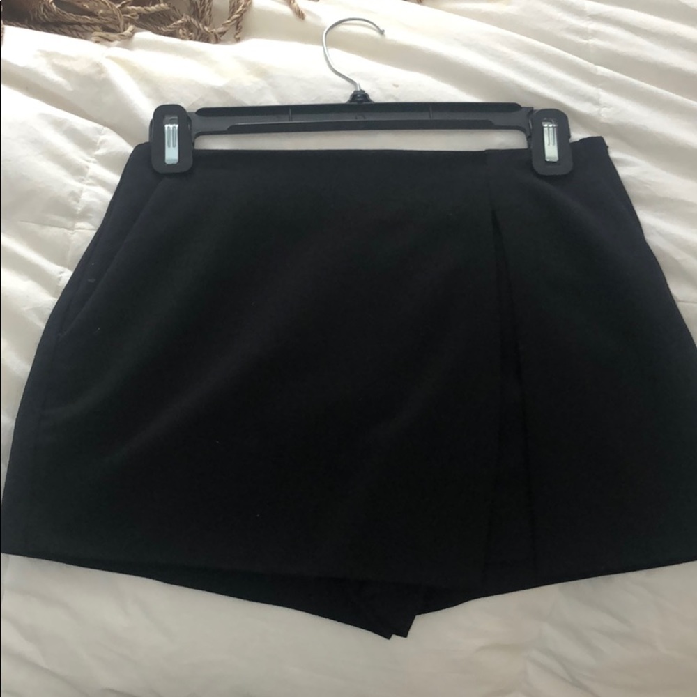 Aqua XS Black Skort